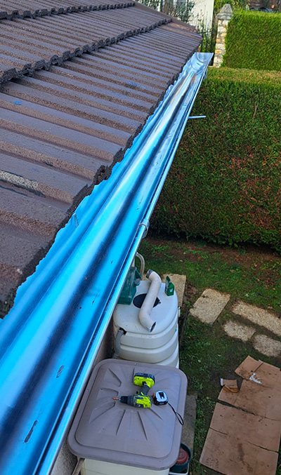 Artisan Couvreur à Paris dans le 3 eme arrondissement 75003 Artisan Couvreur à Paris dans le 3 eme arrondissement 75003